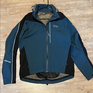 GORE-TEX Men's Teal and Black Performance Jacket